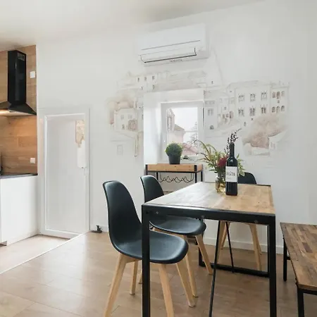 Old Town Apartment Sintra